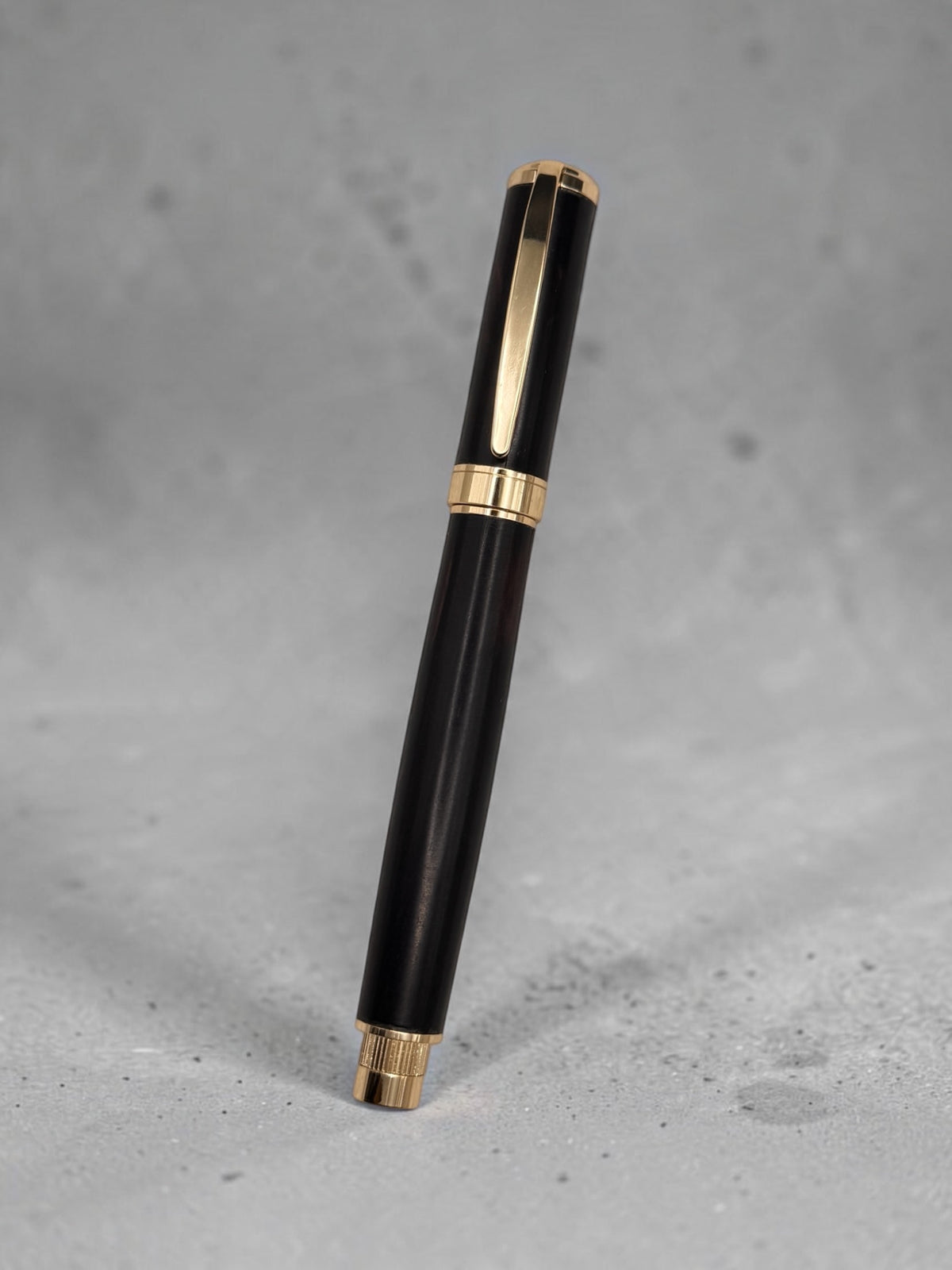 154 Ebony Magnetic Graduate Rollerball
