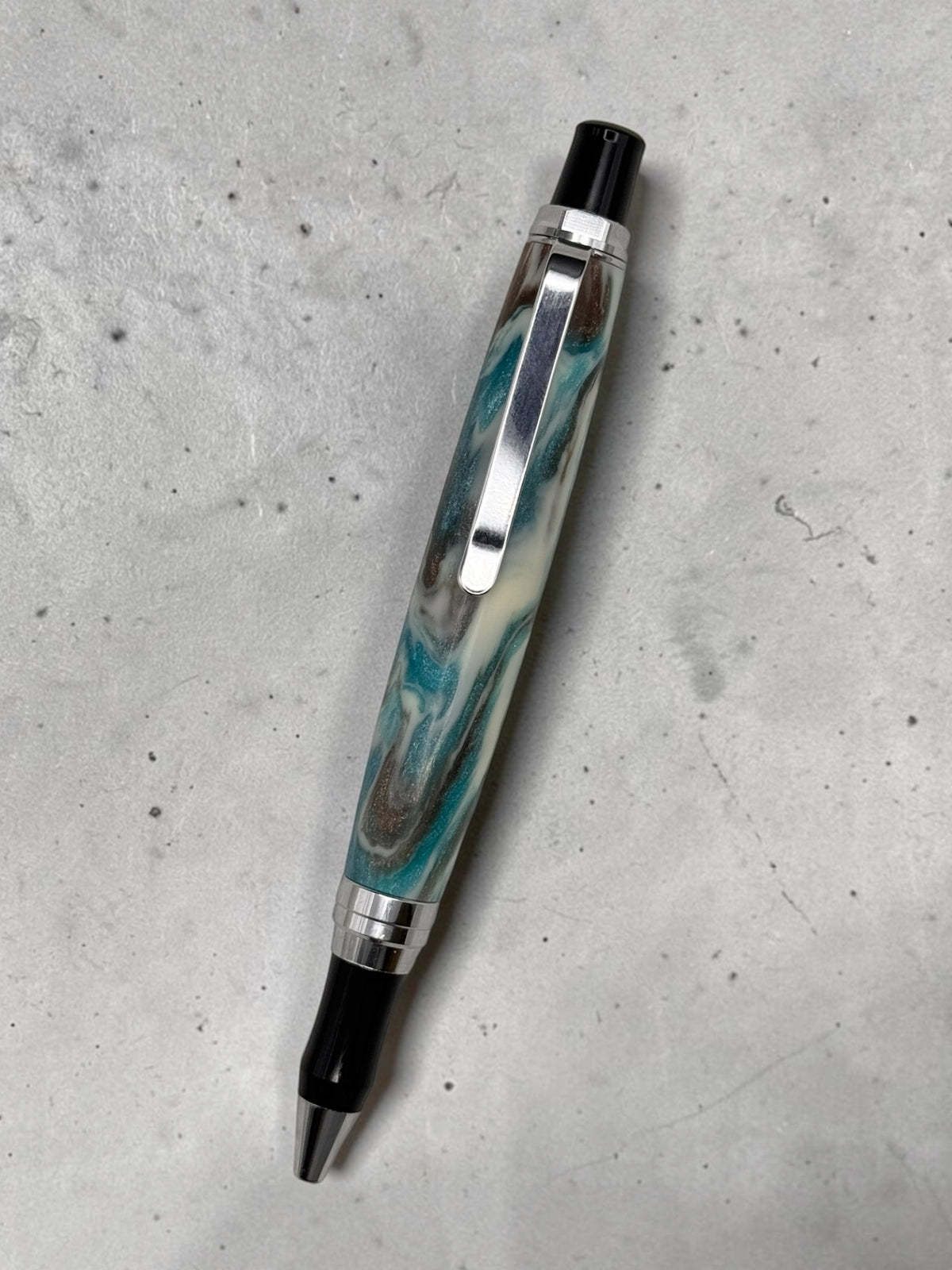 173 Acrylic Nimble Twist