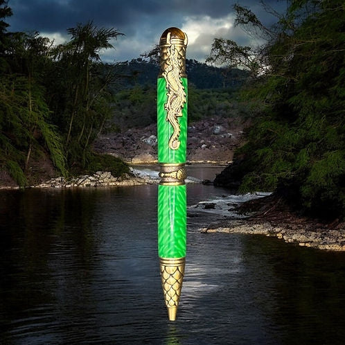 6  Dragon Pen Green