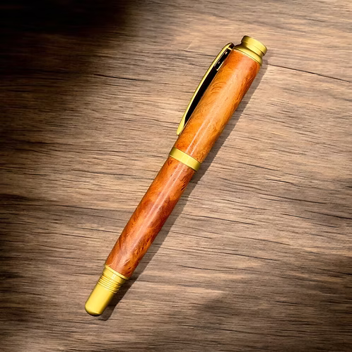 85  Commander Fountain Pen made out of Thuya Burl